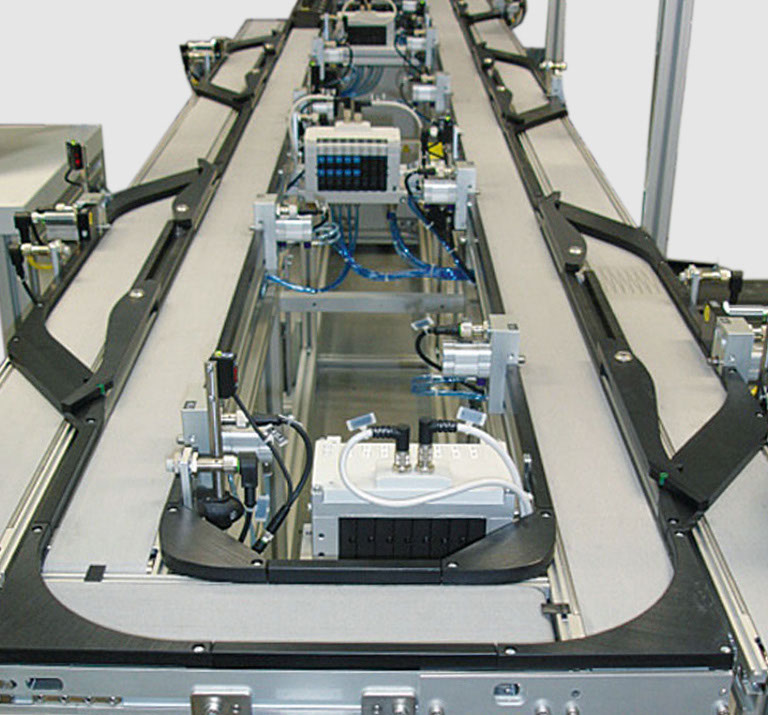 L030-1_Längstransfersystem_LTE_für_Montageanlage_edit